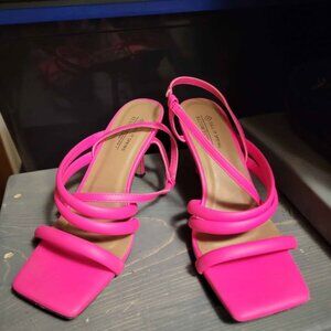 PINK HEELS | VEGAN LEATHER | CALL IT SPRING